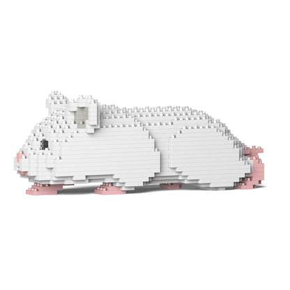 Hamster blanc couché
