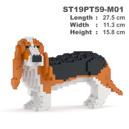 Chien Basset Hound roux